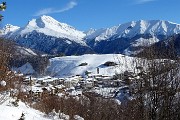 09 Vista su Valpiana , frazione di Serina